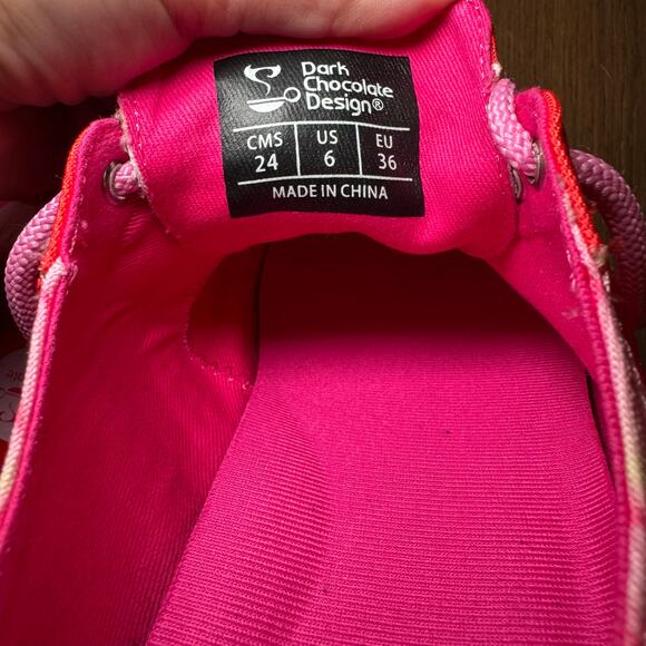 Hot Chocolate Design Brain Worms Casual Sneaker Size 6 - Picture 4 of 8